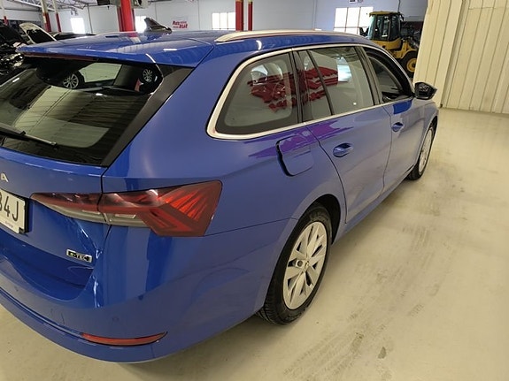 Skoda Octavia 4 of 10