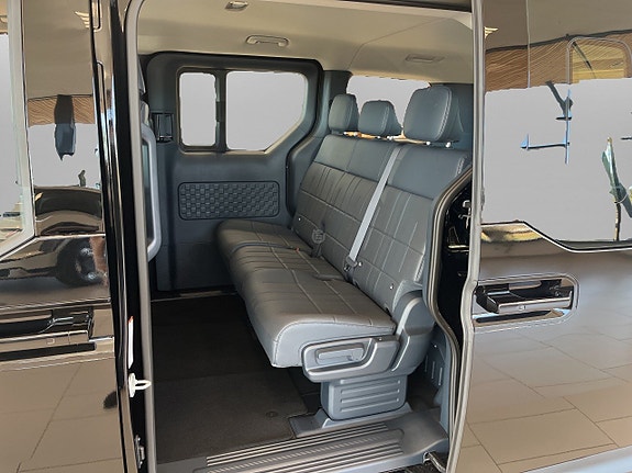 Kia PV5 9 of 16