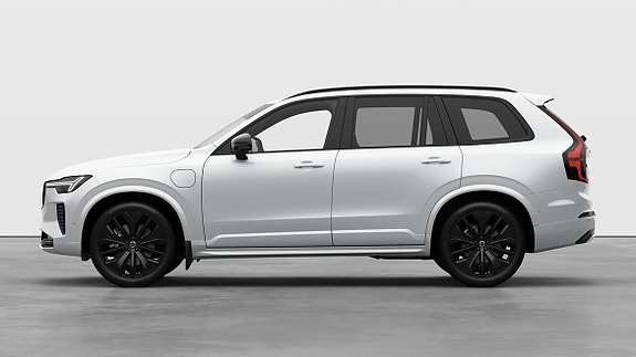 Volvo XC90 5 of 27