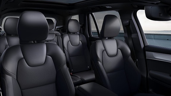 Volvo XC90 22 of 27