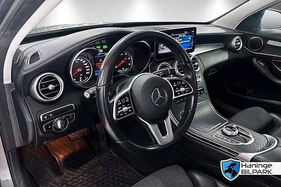 Mercedes-Benz C300 9 of 29