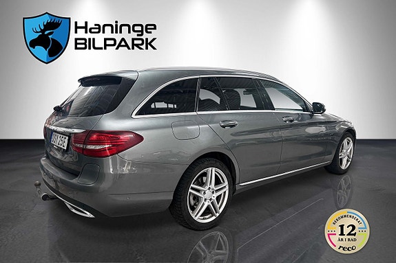 Mercedes-Benz C300 6 of 29