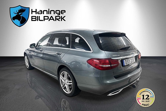 Mercedes-Benz C300 8 of 29