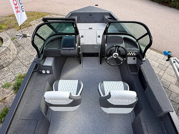 Finval 470 Evo DC – fabriksny sportfiskebåt med Honda BF60 3 of 8