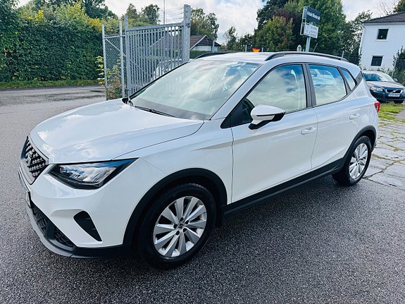 Seat Arona 9 of 25