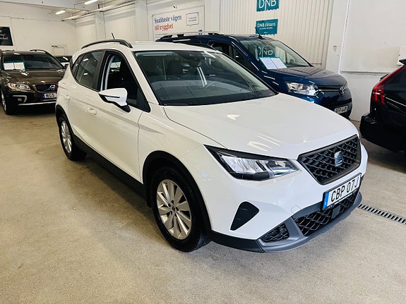 Seat Arona 13 of 25