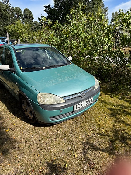 Opel Corsa 4 of 4