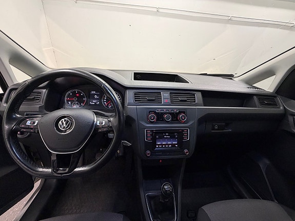Volkswagen Caddy 12 of 19