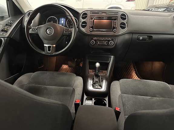 Volkswagen Tiguan 6 of 8