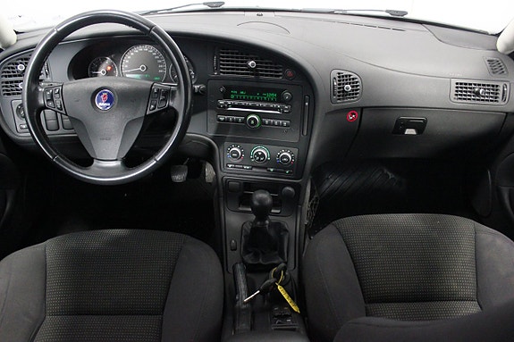 Saab 9-5 12 of 19