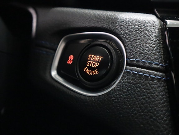 BMW 218d 16 of 19