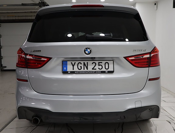 BMW 218d 5 of 19