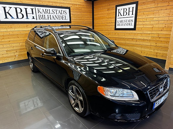 Volvo V70 8 of 25