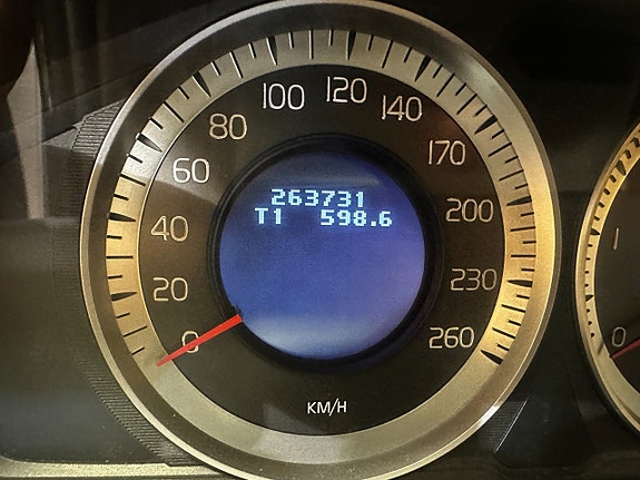 Volvo V70 24 of 25