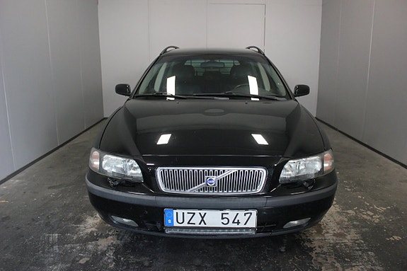 Volvo V70 5 of 19