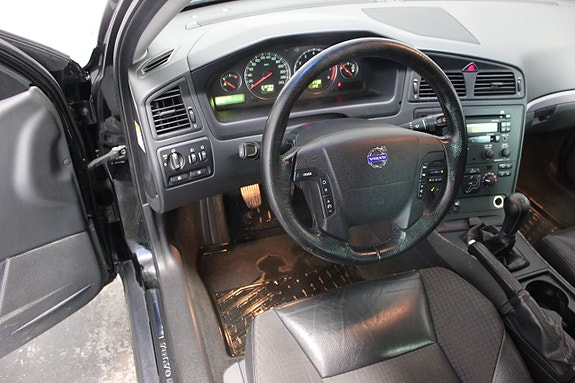 Volvo V70 18 of 19