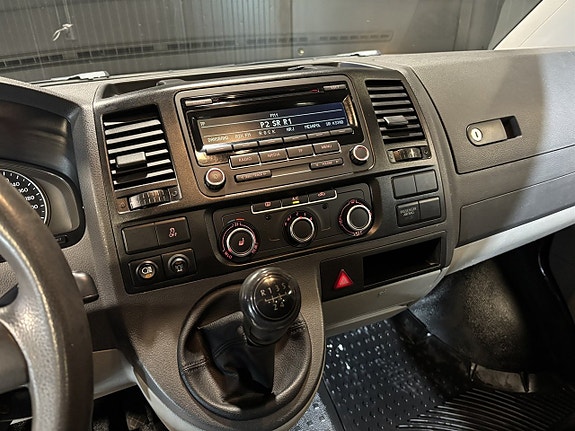 Volkswagen Transporter 11 of 25