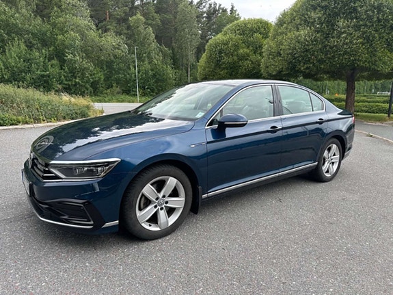 Volkswagen Passat 5 of 18