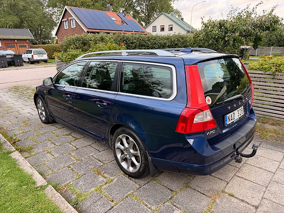 Volvo V70 4 of 11