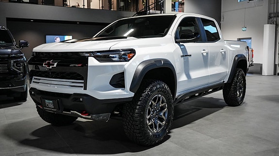 Chevrolet Colorado 3 of 30