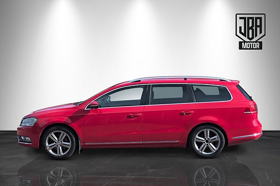 Volkswagen Passat 4 of 14