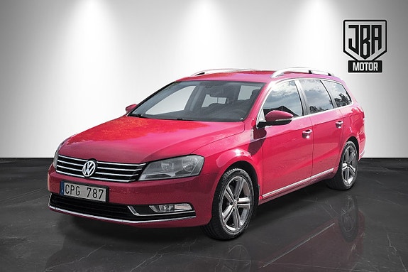 Volkswagen Passat 3 of 14