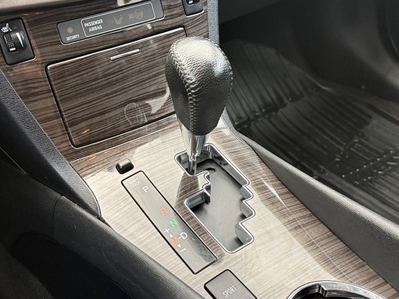 Toyota Avensis 10 of 14