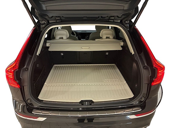 Volvo XC60 14 of 16