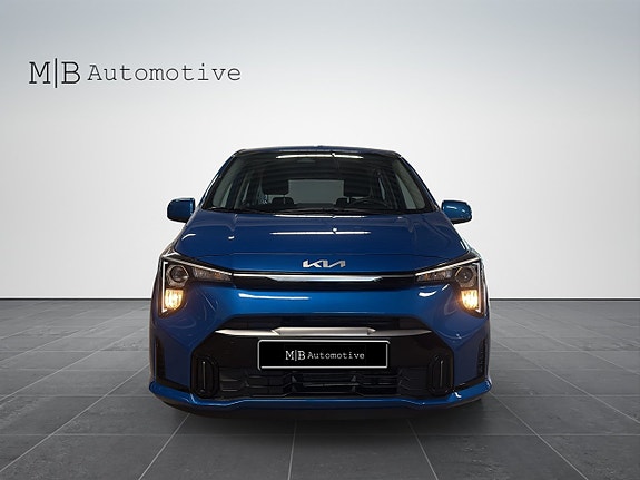 Kia Picanto 2 of 12