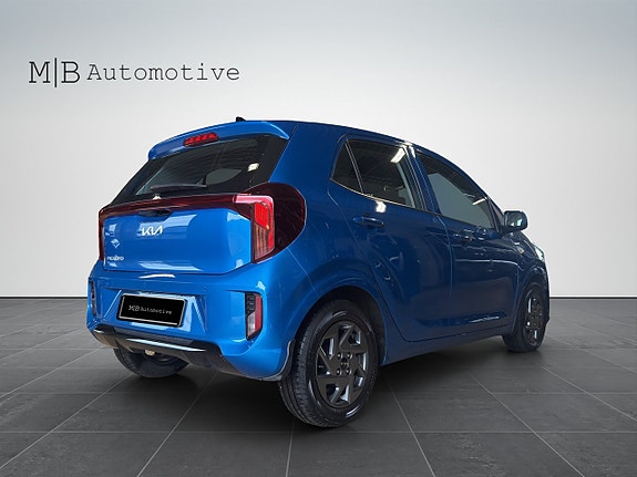 Kia Picanto 6 of 12