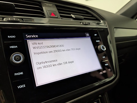 Volkswagen Tiguan Allspace 18 of 23