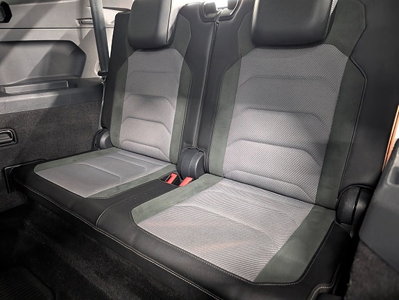 Volkswagen Tiguan Allspace 8 of 23