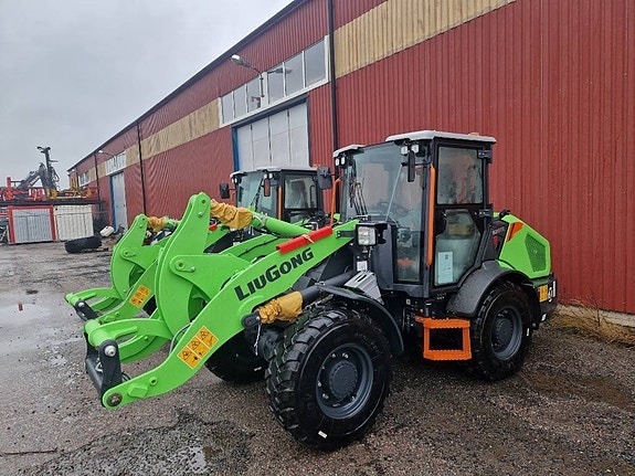 LiuGong 820TE Winter electric 3 of 5