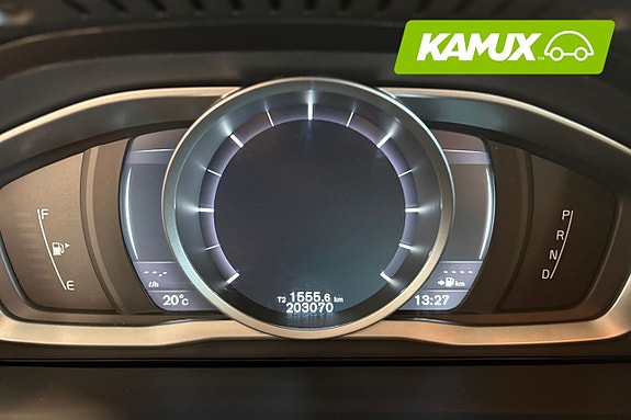 Volvo V60 Cross Country 12 of 17