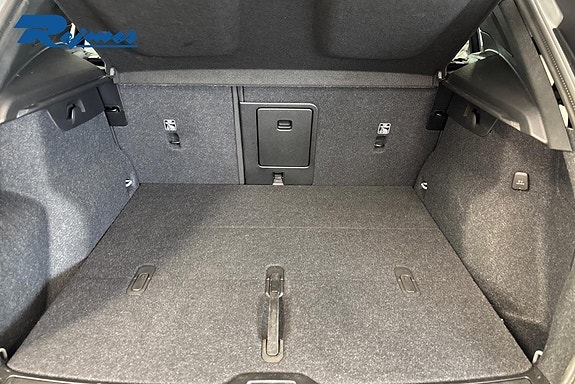 Volvo XC40 19 of 20
