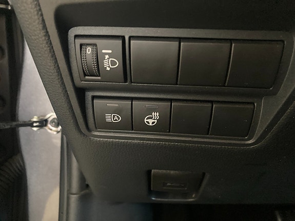 Mazda 2 6 of 8