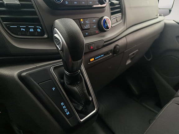 Ford Transit Custom 22 of 30
