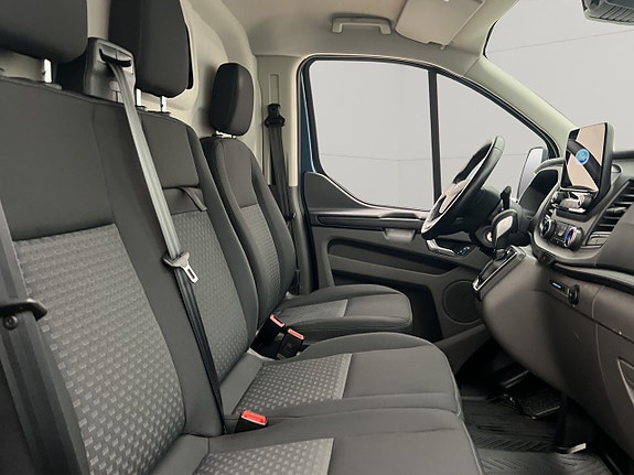 Ford Transit Custom 29 of 30