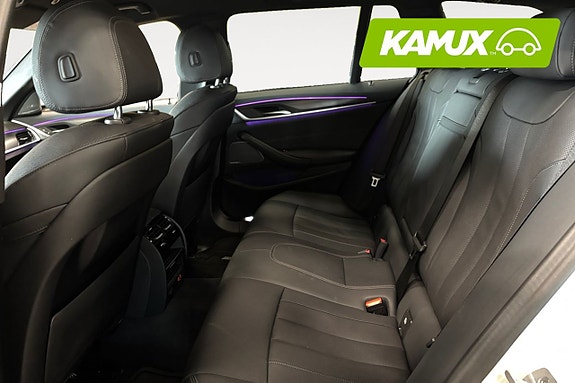 BMW 530e 15 of 26
