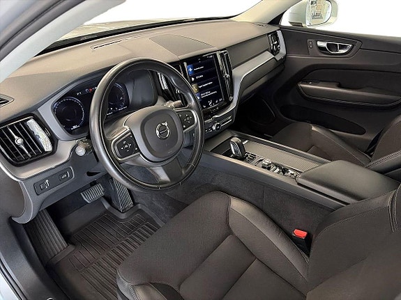 Volvo XC60 9 of 29