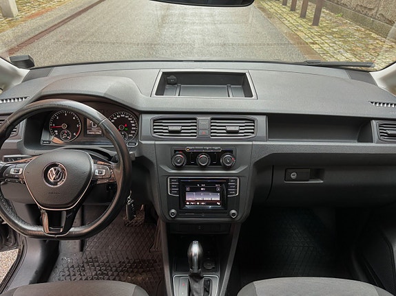 Volkswagen Caddy 12 of 21