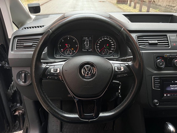 Volkswagen Caddy 10 of 21