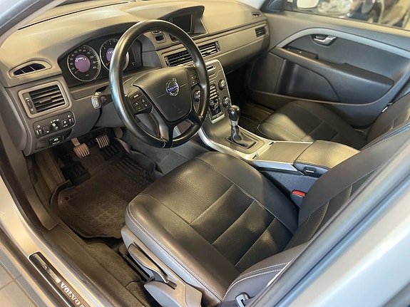 Volvo V70 10 of 11