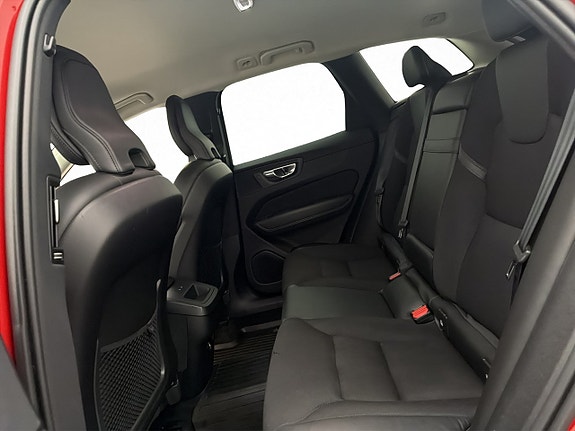 Volvo XC60 27 of 30