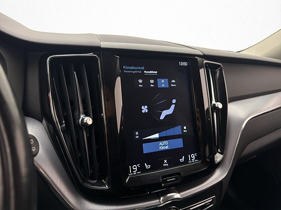 Volvo XC60 22 of 30