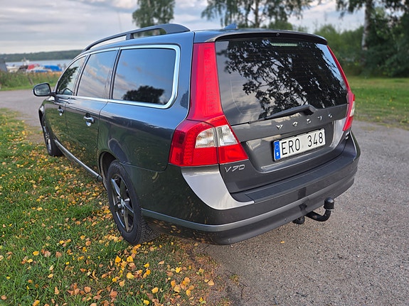 Volvo V70 4 of 11