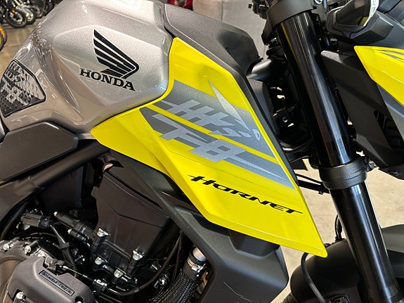 Honda CB750C Hornet E-Clutch #Inkl. Design Pack# 12 of 16