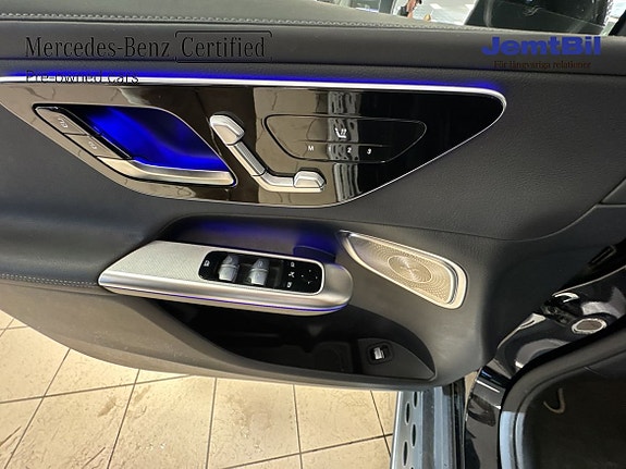 Mercedes-Benz GLC300 de 13 of 14