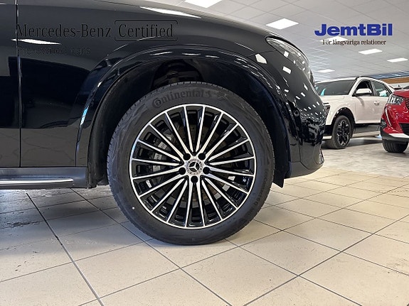 Mercedes-Benz GLC300 de 11 of 14
