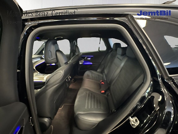 Mercedes-Benz GLC300 de 8 of 14